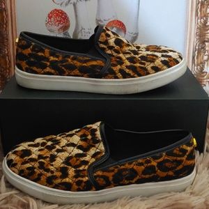 Steve Madden leopard print slip-ons